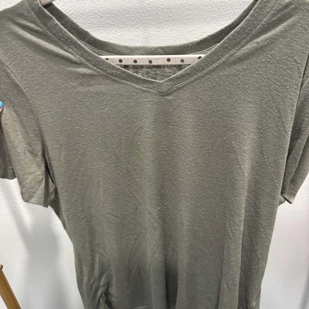 Gap Women's Green and Khaki T-shirt